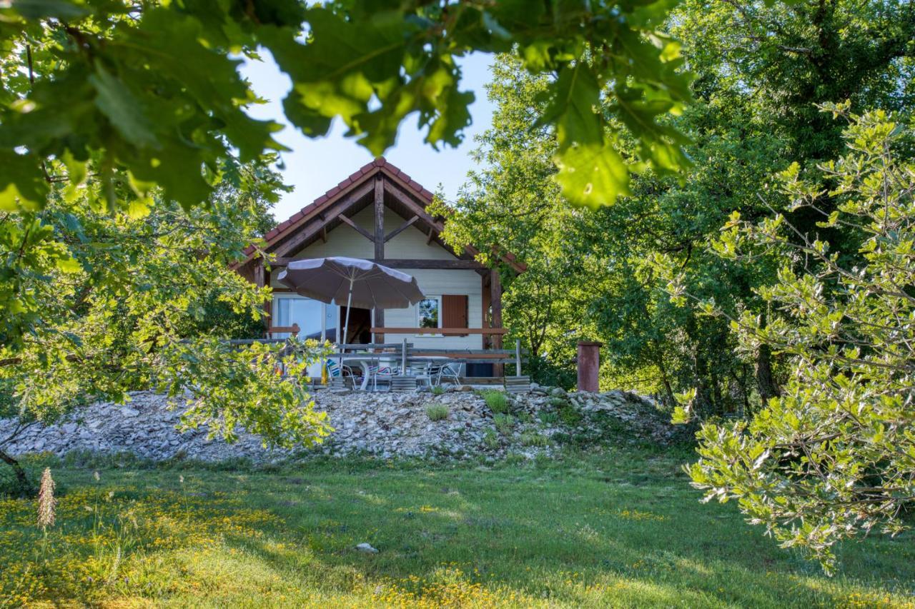 Village De Gites La Truffiere Orliaguet Bagian luar foto